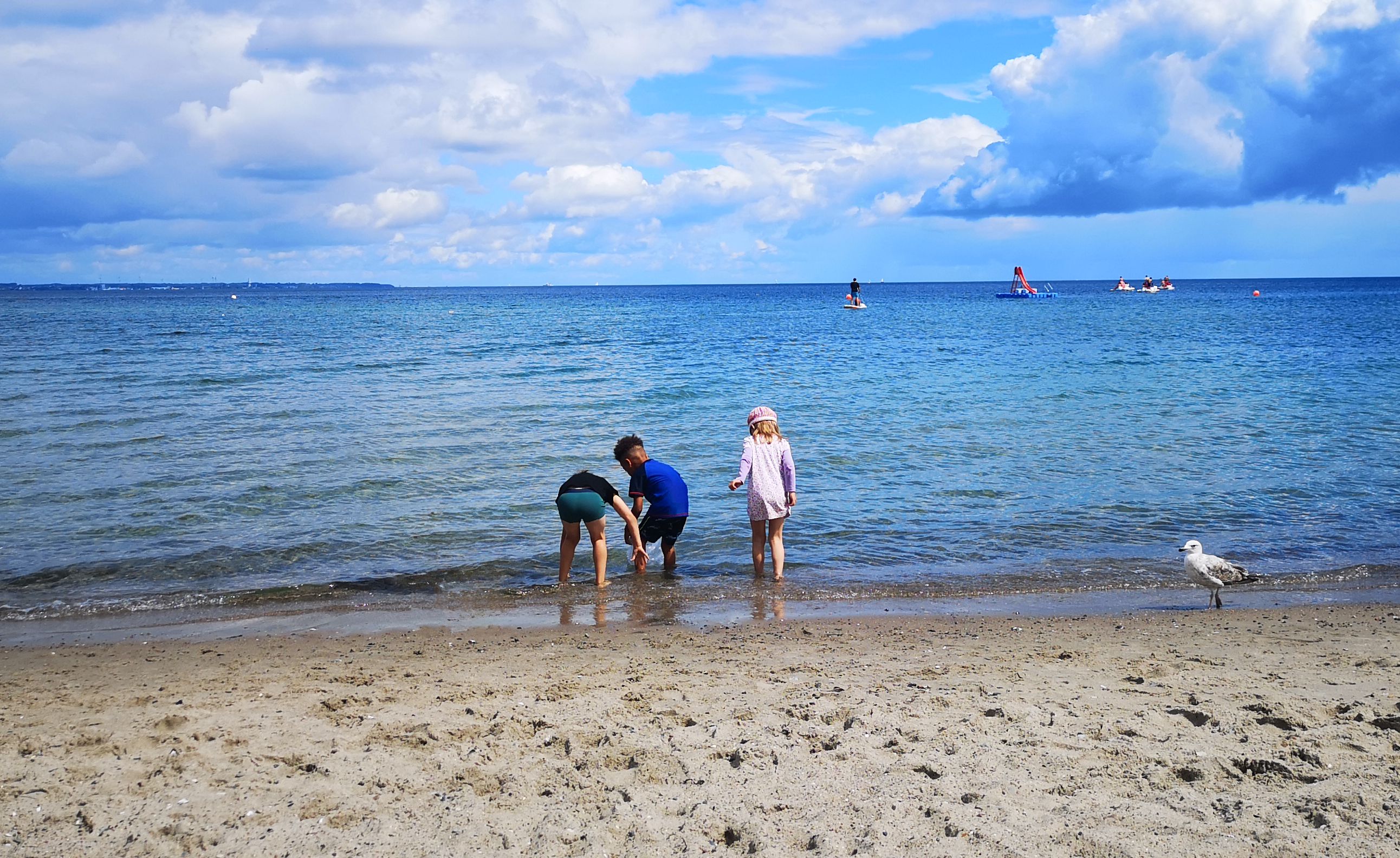 Kinder am Ostseestrand
